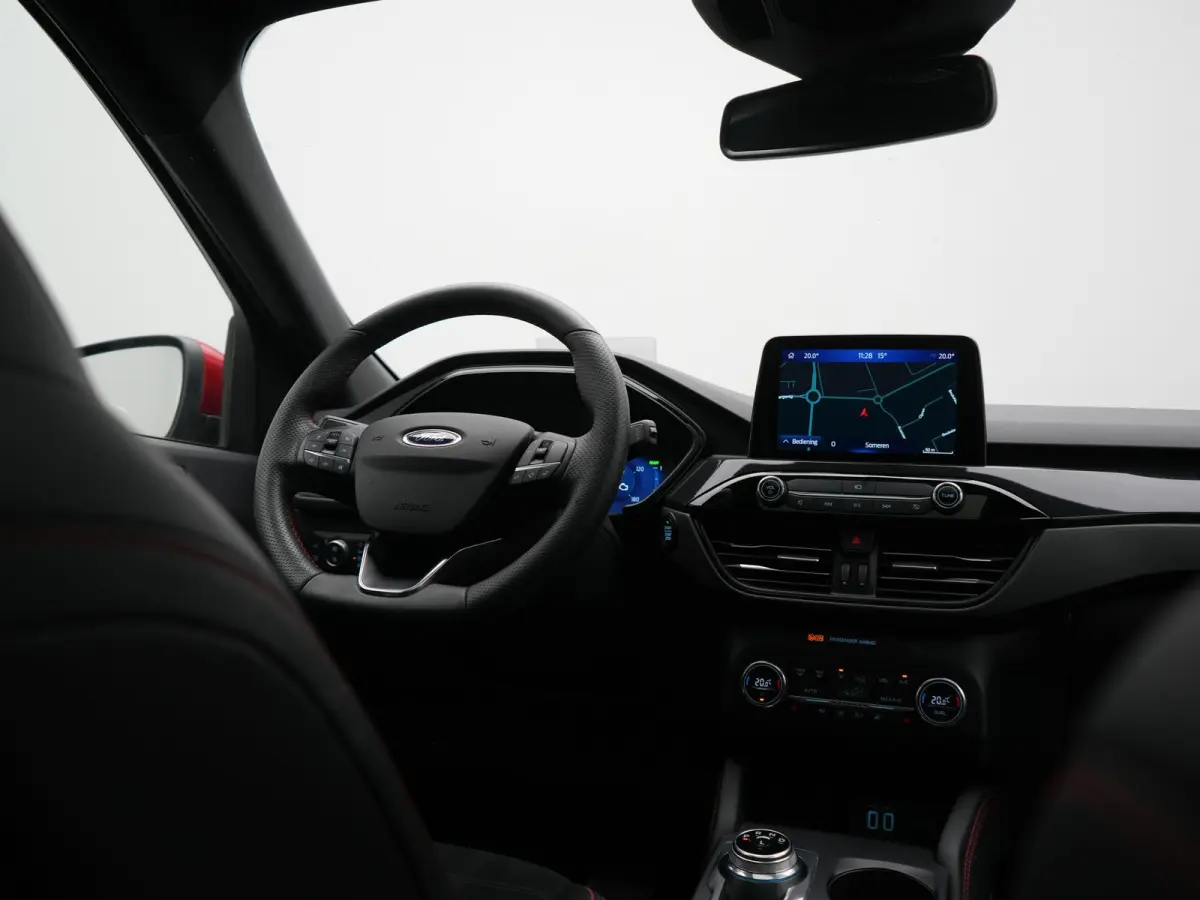 2.5 PHEV ST-Line X 225pk Dealer O.H. | Trekhaak Af Fabriek | Panodak | Adaptive Cruise | Head Up | 360 Camera | Bang & Olufsen | Sportstoelen & Stuur Verwarmd | Keyless | Blis | Apple Carpla