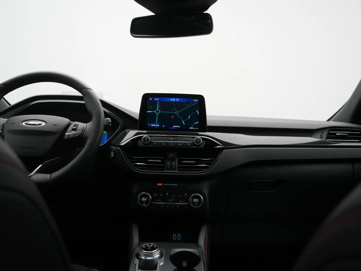 2.5 PHEV ST-Line X 225pk Dealer O.H. | Trekhaak Af Fabriek | Panodak | Adaptive Cruise | Head Up | 360 Camera | Bang & Olufsen | Sportstoelen & Stuur Verwarmd | Keyless | Blis | Apple Carpla