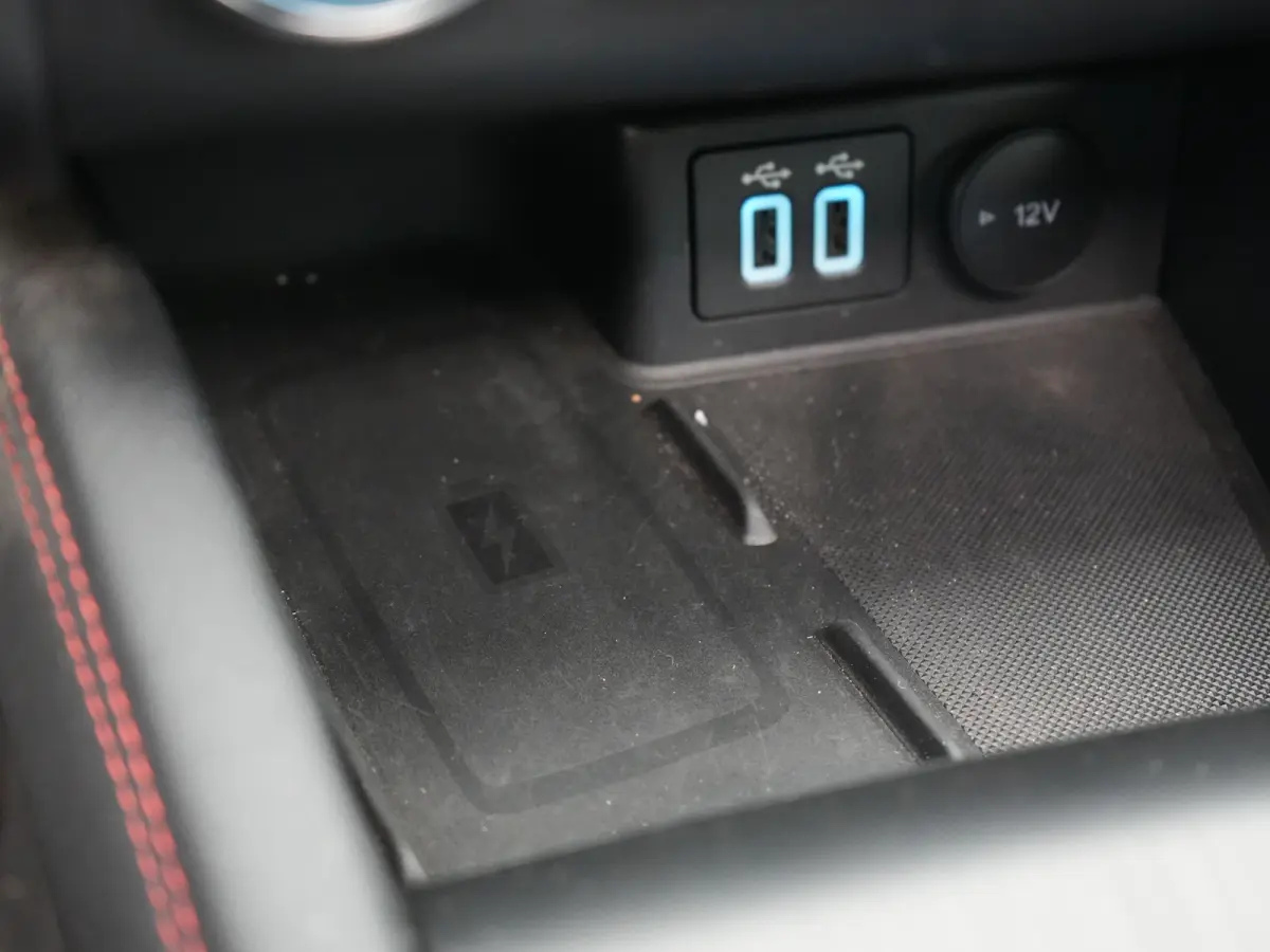 2.5 PHEV ST-Line X 225pk Dealer O.H. | Trekhaak Af Fabriek | Panodak | Adaptive Cruise | Head Up | 360 Camera | Bang & Olufsen | Sportstoelen & Stuur Verwarmd | Keyless | Blis | Apple Carpla