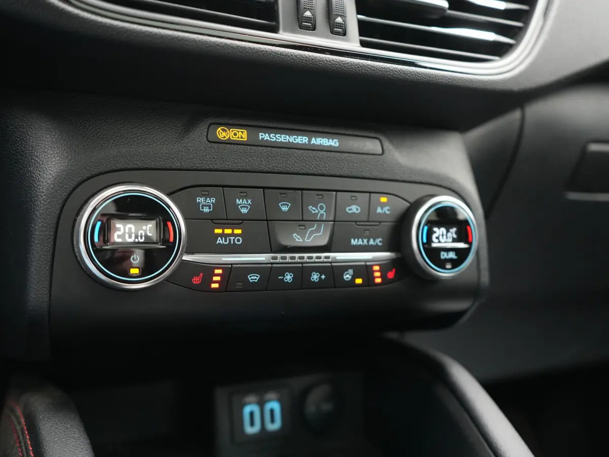 2.5 PHEV ST-Line X 225pk Dealer O.H. | Trekhaak Af Fabriek | Panodak | Adaptive Cruise | Head Up | 360 Camera | Bang & Olufsen | Sportstoelen & Stuur Verwarmd | Keyless | Blis | Apple Carpla