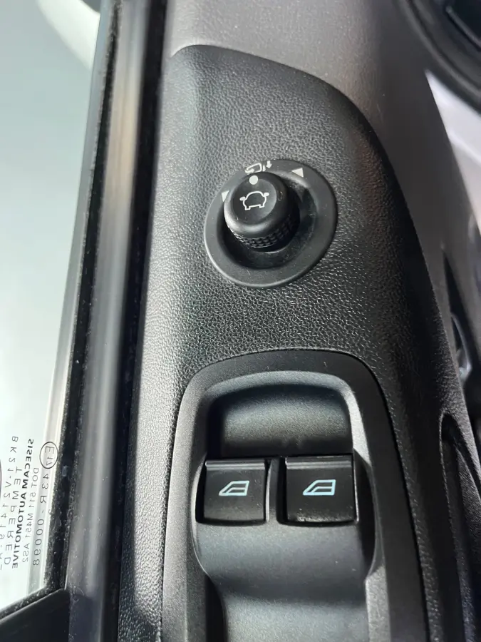 L2H1 Automaat 300 2.0 TDCI 130pk Limited 3persoons, Airco, Navigatie, Trekhaak, Metallic lak, RIJKLAARPRIJS