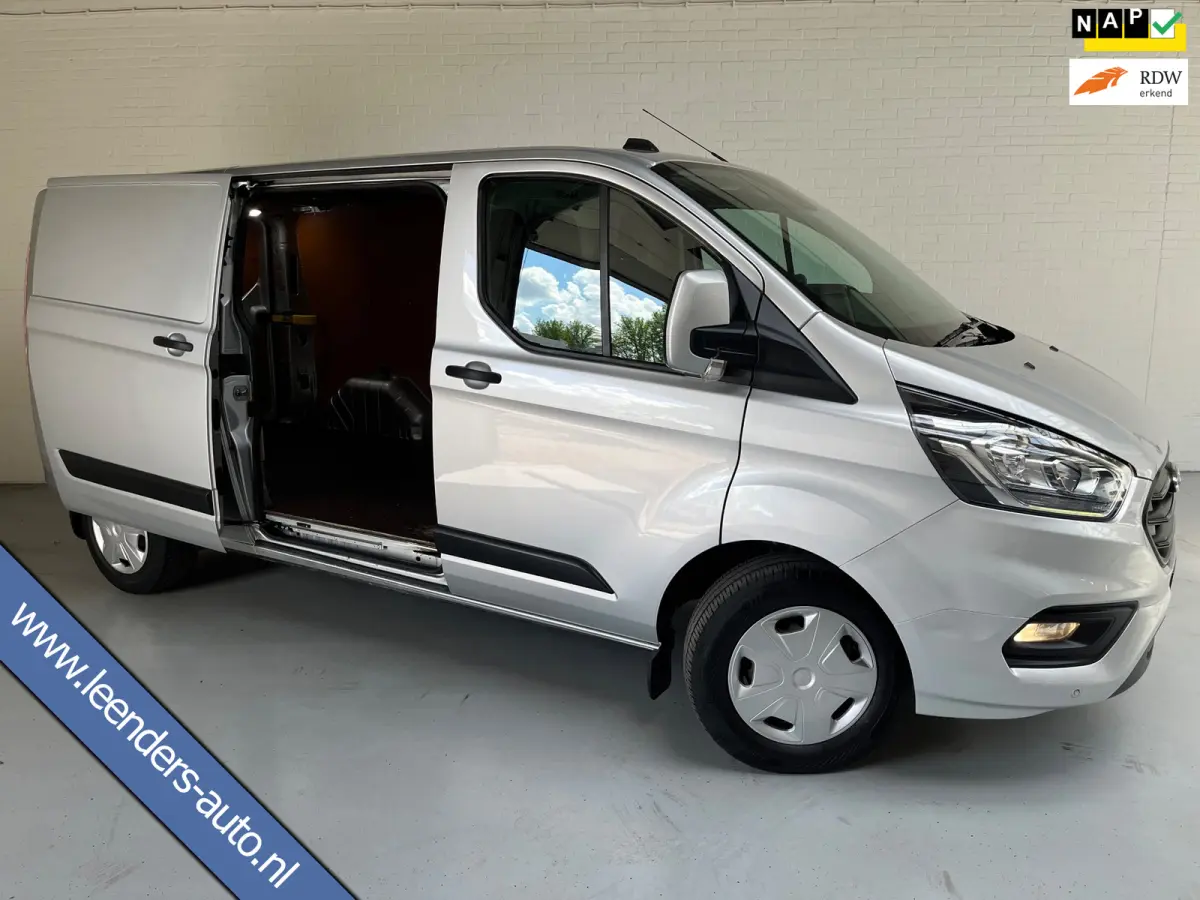 L2H1 Automaat 300 2.0 TDCI 130pk Limited 3persoons, Airco, Navigatie, Trekhaak, Metallic lak, RIJKLAARPRIJS