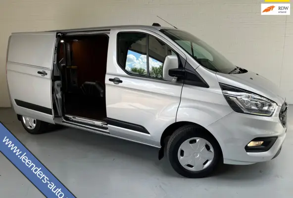 L2H1 Automaat 300 2.0 TDCI 130pk Limited 3persoons, Airco, Navigatie, Trekhaak, Metallic lak, RIJKLAARPRIJS
