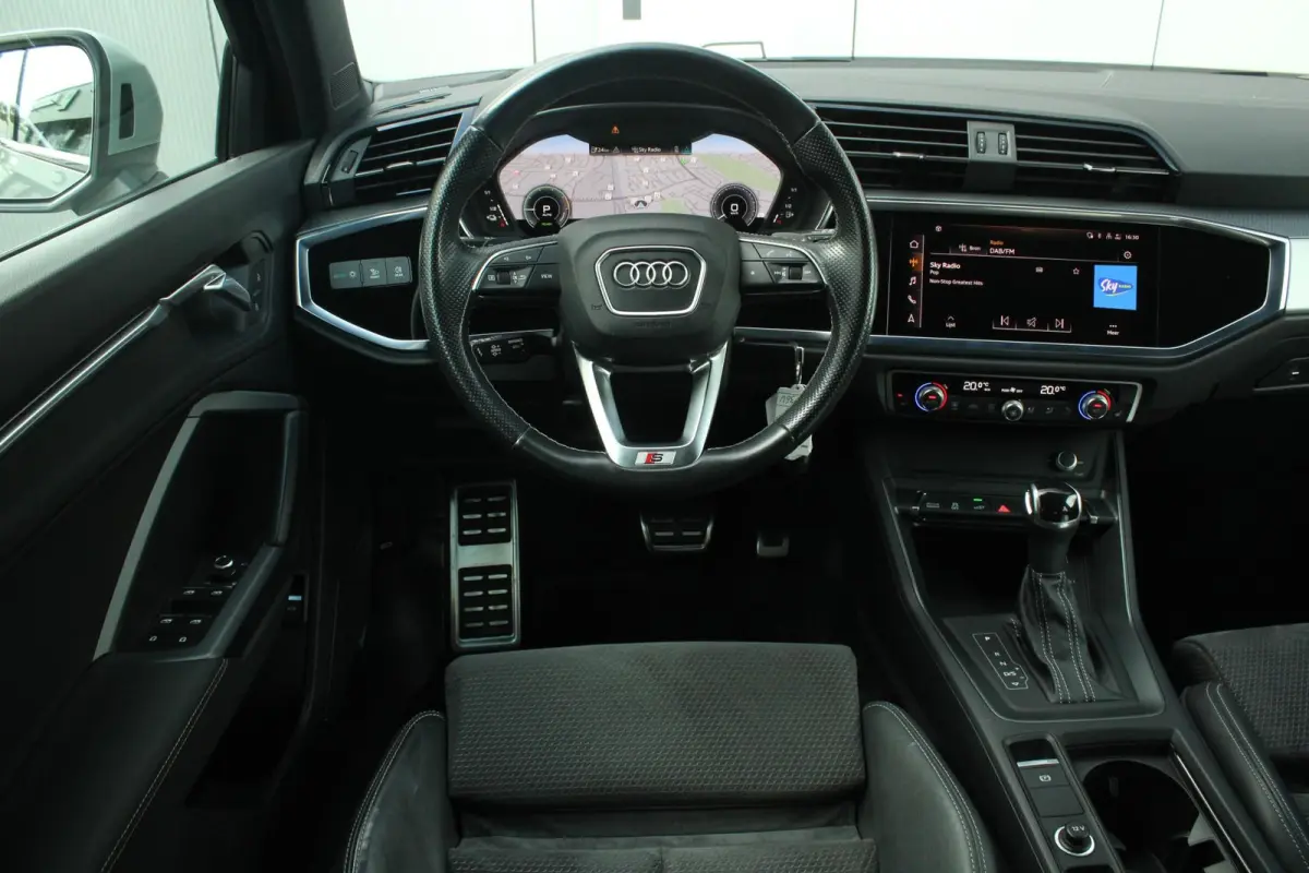 45 TFSIe 245pk S Edition | Panoramadak | Trekhaak | Adaptieve Cruise Control | Ambianceverlichting | Matrix LED | Bang & Olufsen 3D