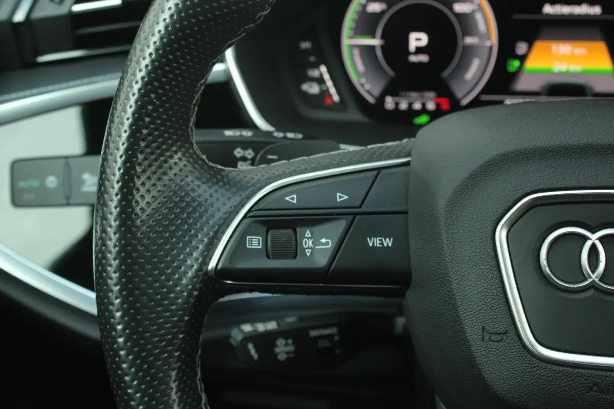 45 TFSIe 245pk S Edition | Panoramadak | Trekhaak | Adaptieve Cruise Control | Ambianceverlichting | Matrix LED | Bang & Olufsen 3D