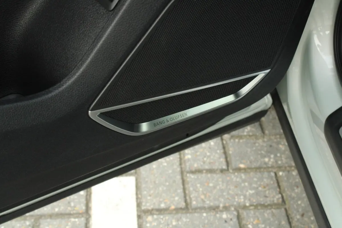 45 TFSIe 245pk S Edition | Panoramadak | Trekhaak | Adaptieve Cruise Control | Ambianceverlichting | Matrix LED | Bang & Olufsen 3D