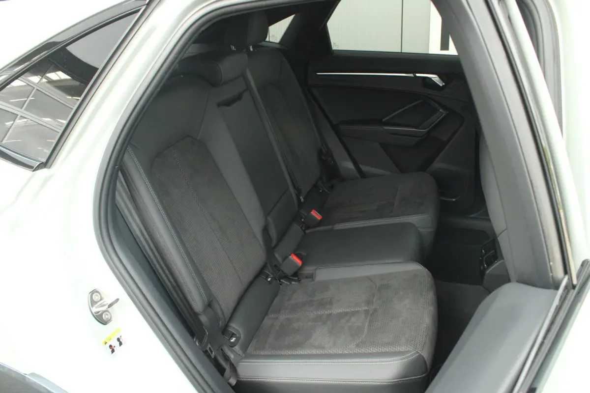 45 TFSIe 245pk S Edition | Panoramadak | Trekhaak | Adaptieve Cruise Control | Ambianceverlichting | Matrix LED | Bang & Olufsen 3D