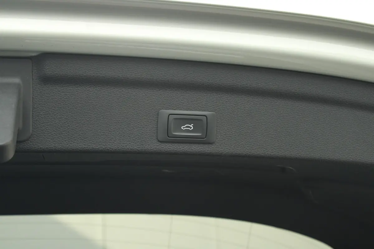 45 TFSIe 245pk S Edition | Panoramadak | Trekhaak | Adaptieve Cruise Control | Ambianceverlichting | Matrix LED | Bang & Olufsen 3D