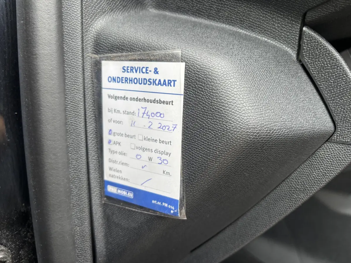1.2 Active/AIRCO/CARPLAY/NAVI/PARKS/APK/NAP