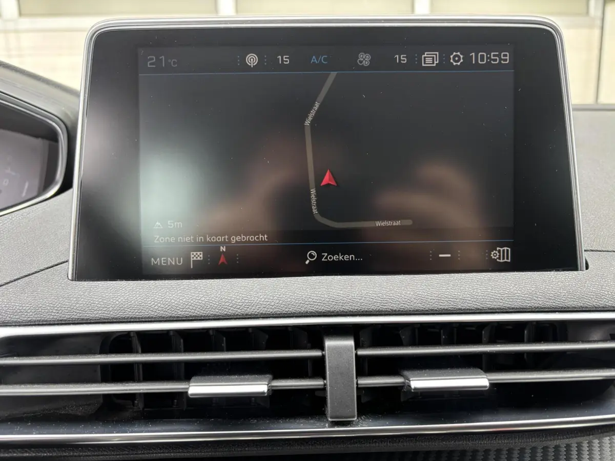 1.2 Active/AIRCO/CARPLAY/NAVI/PARKS/APK/NAP