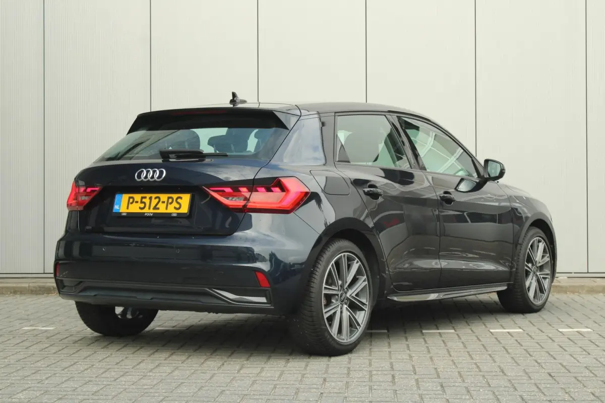 30 TFSI 110pk S-Tronic Advanced edition | Climatronic 2-zones | Cruise Control | Virtual Cockpit | Hill Hold assist | 17" Velgen | Verwarmbare Spiegels