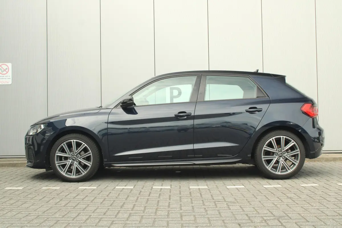 30 TFSI 110pk S-Tronic Advanced edition | Climatronic 2-zones | Cruise Control | Virtual Cockpit | Hill Hold assist | 17" Velgen | Verwarmbare Spiegels