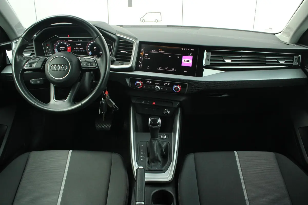 30 TFSI 110pk S-Tronic Advanced edition | Climatronic 2-zones | Cruise Control | Virtual Cockpit | Hill Hold assist | 17" Velgen | Verwarmbare Spiegels