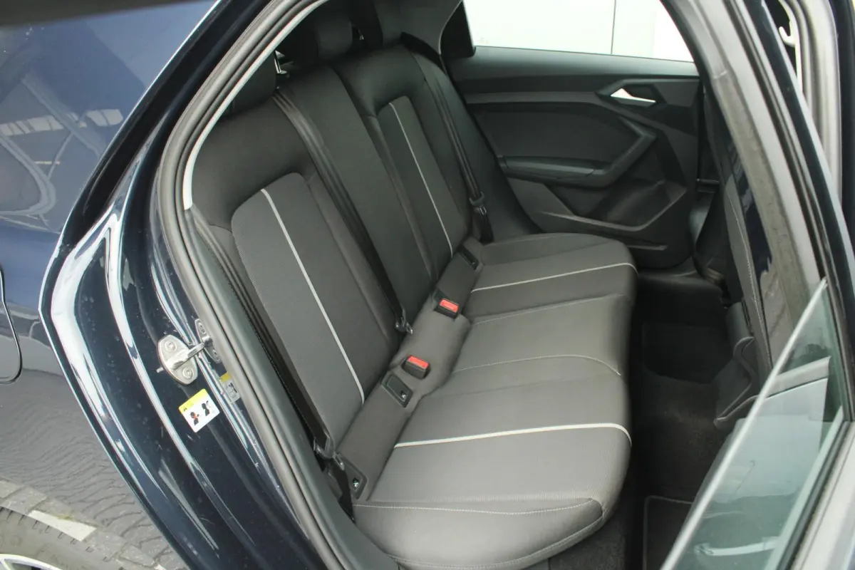 30 TFSI 110pk S-Tronic Advanced edition | Climatronic 2-zones | Cruise Control | Virtual Cockpit | Hill Hold assist | 17" Velgen | Verwarmbare Spiegels