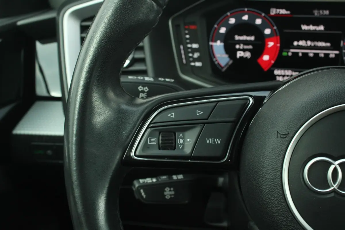 30 TFSI 110pk S-Tronic Advanced edition | Climatronic 2-zones | Cruise Control | Virtual Cockpit | Hill Hold assist | 17" Velgen | Verwarmbare Spiegels