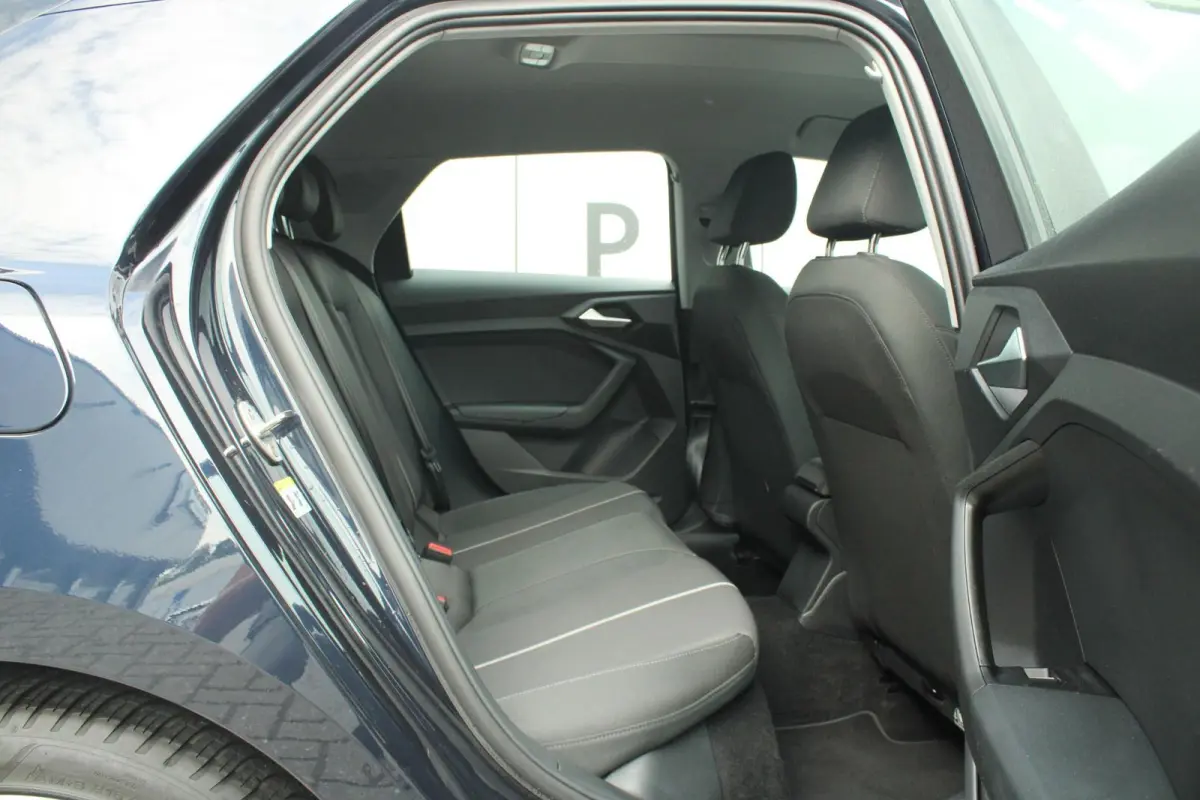 30 TFSI 110pk S-Tronic Advanced edition | Climatronic 2-zones | Cruise Control | Virtual Cockpit | Hill Hold assist | 17" Velgen | Verwarmbare Spiegels