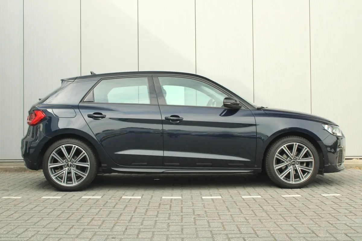 30 TFSI 110pk S-Tronic Advanced edition | Climatronic 2-zones | Cruise Control | Virtual Cockpit | Hill Hold assist | 17" Velgen | Verwarmbare Spiegels