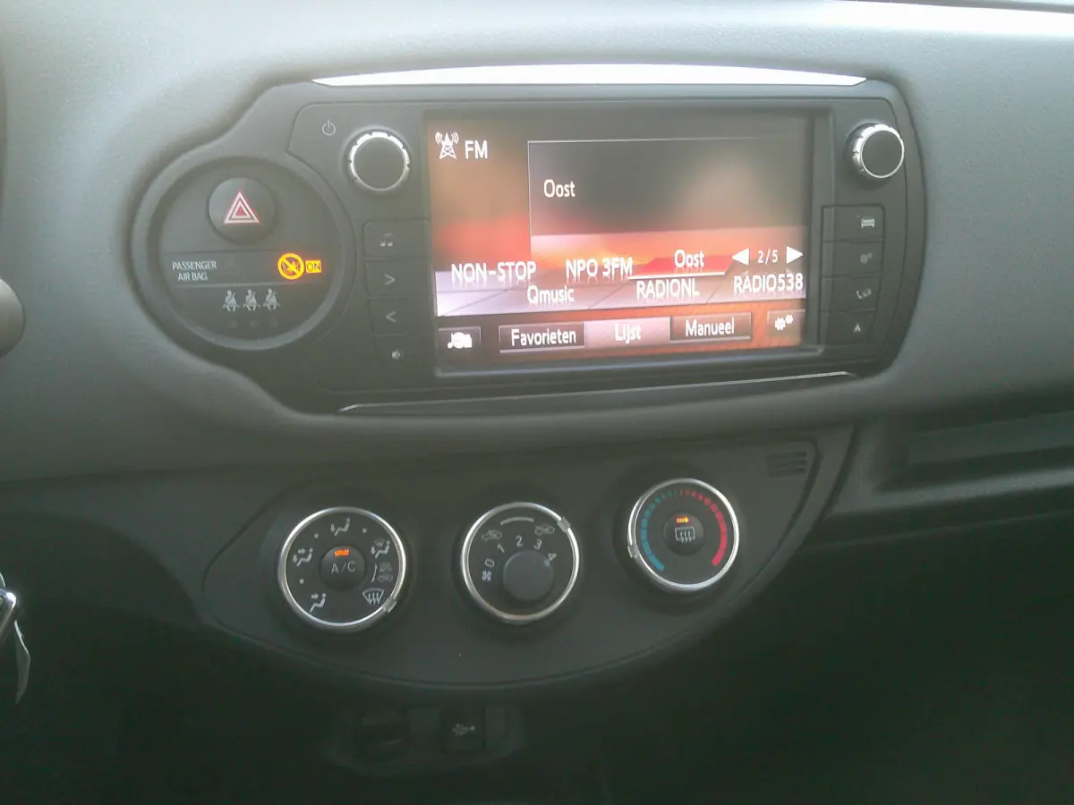 1.3 VVT-i Aspiration Automaat