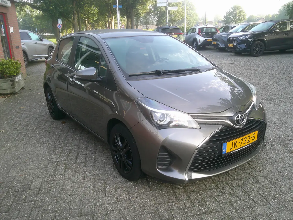 1.3 VVT-i Aspiration Automaat