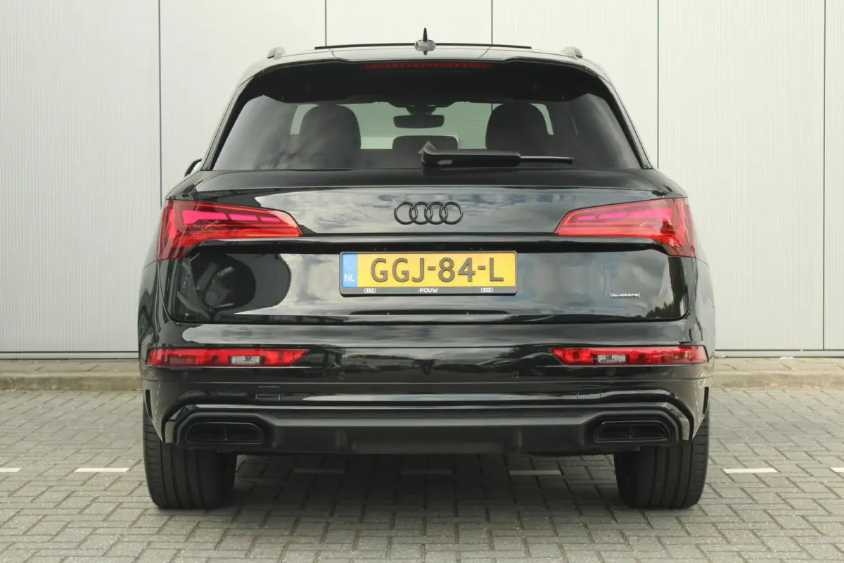 50 TFSIe 299pk S edition Competition | Panoramadak | Luchtvering | Trekhaak | Adaptive Cruise Stop&Go | Sfeerverlichting | Bang & Olufsen 3D