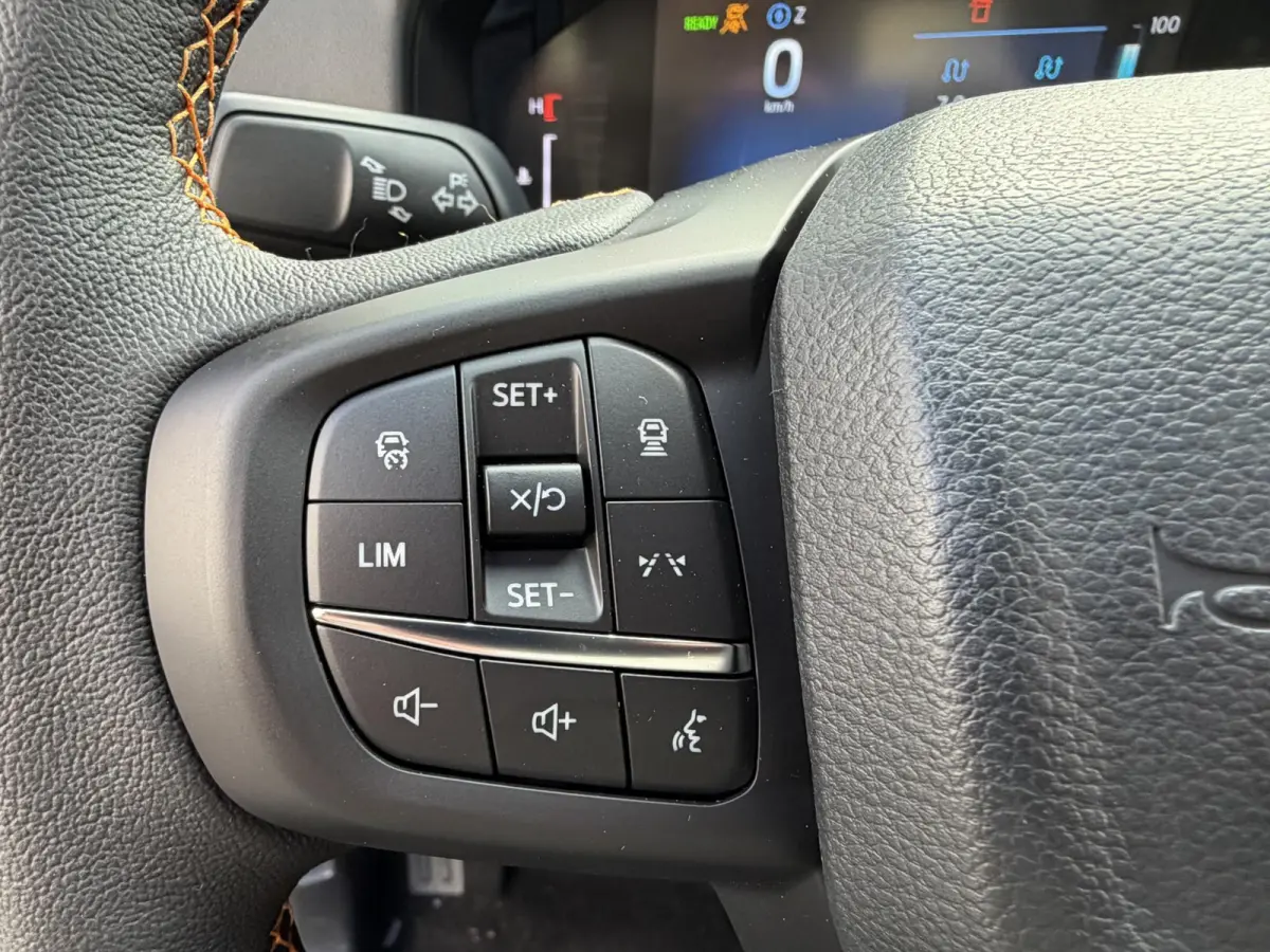Wildtrak PHEV | DIRECT LEVERBAAR |  278PK | Trekhaak | Blis | 12" Infotainment scherm met SYNC 4 | Elektrisch 8-weg verstelbare en verwarmbare stoelen | 18" Lichtmetalen velgen