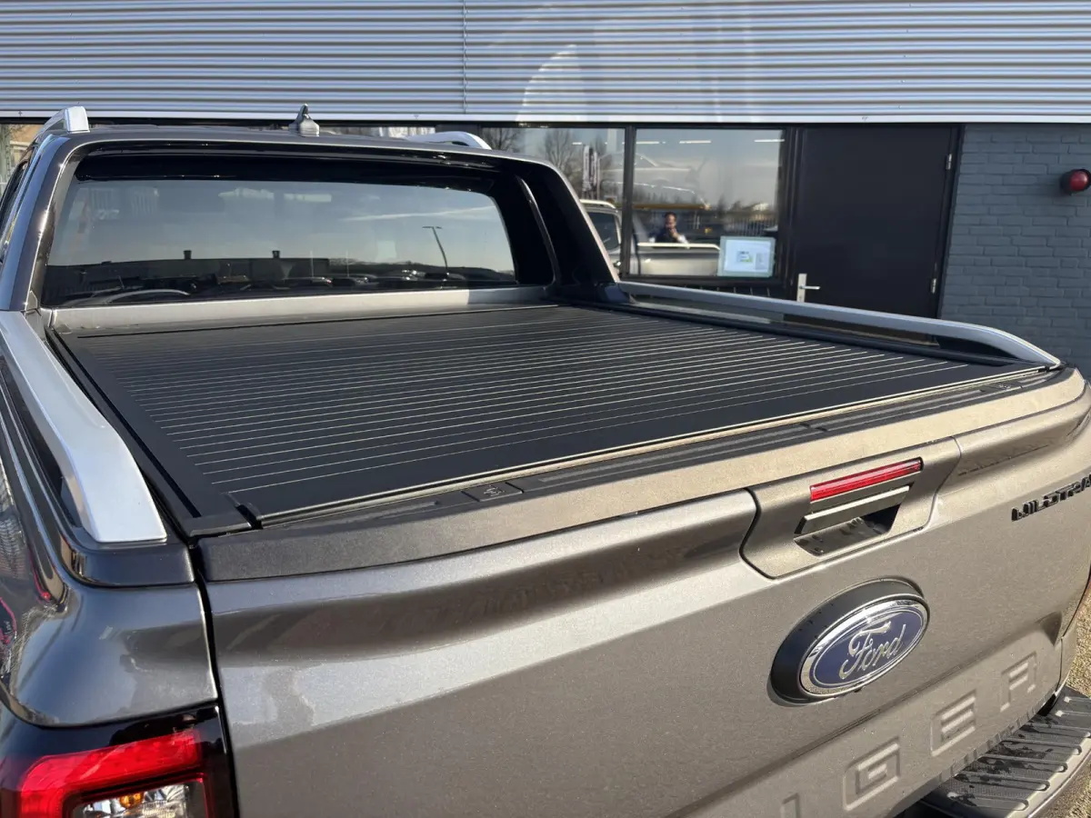 Wildtrak PHEV | DIRECT LEVERBAAR |  278PK | Trekhaak | Blis | 12" Infotainment scherm met SYNC 4 | Elektrisch 8-weg verstelbare en verwarmbare stoelen | 18" Lichtmetalen velgen