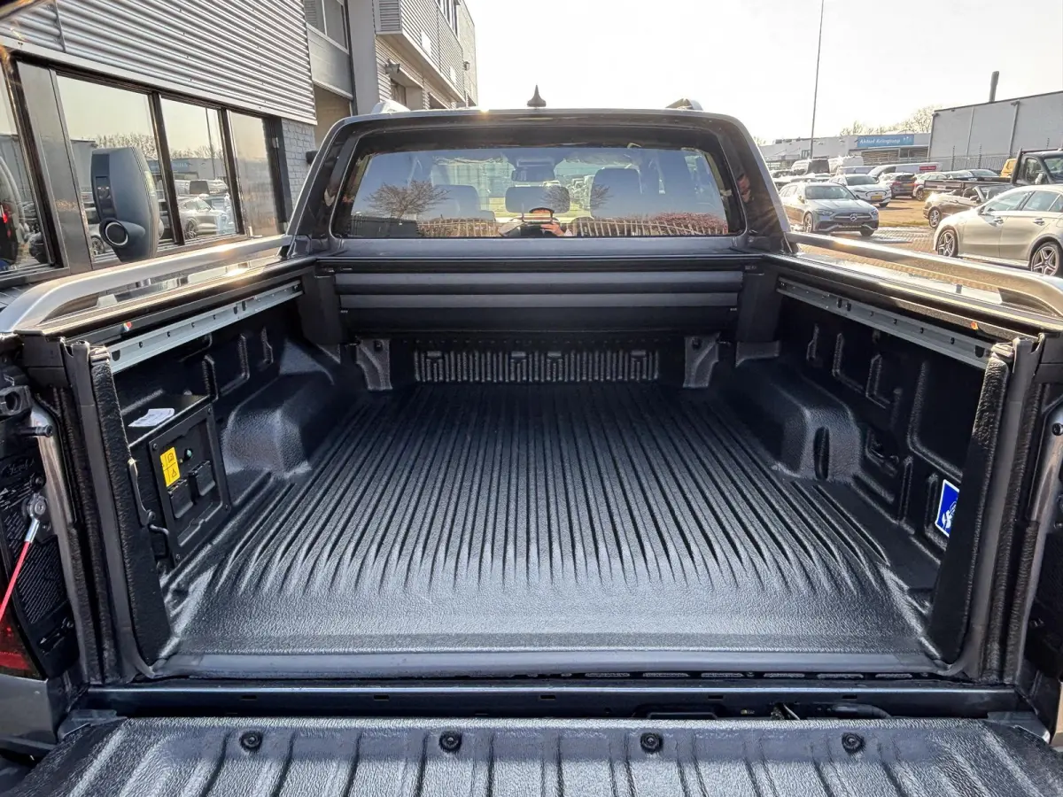 Wildtrak PHEV | DIRECT LEVERBAAR |  278PK | Trekhaak | Blis | 12" Infotainment scherm met SYNC 4 | Elektrisch 8-weg verstelbare en verwarmbare stoelen | 18" Lichtmetalen velgen