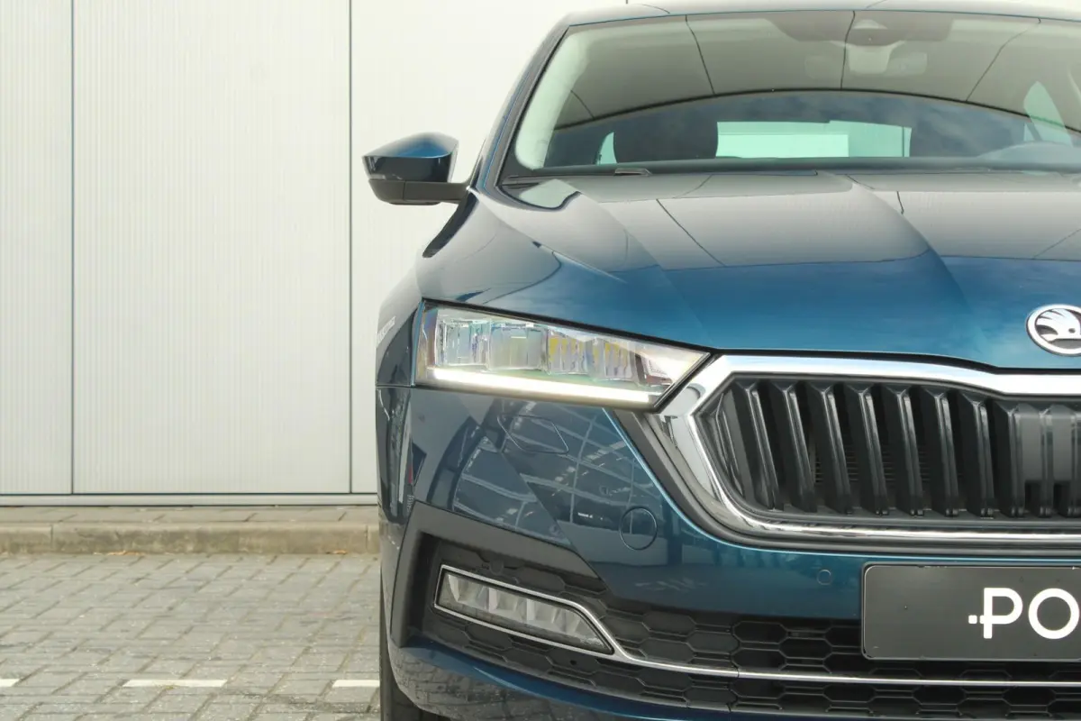 1.0 TSI 110pk Business Edition Plus | Keyless Entry | Navigatie | Apple CarPlay/ Android Auto | Parkeersensoren Voor/ Achter | Cruise Control Adaptieve