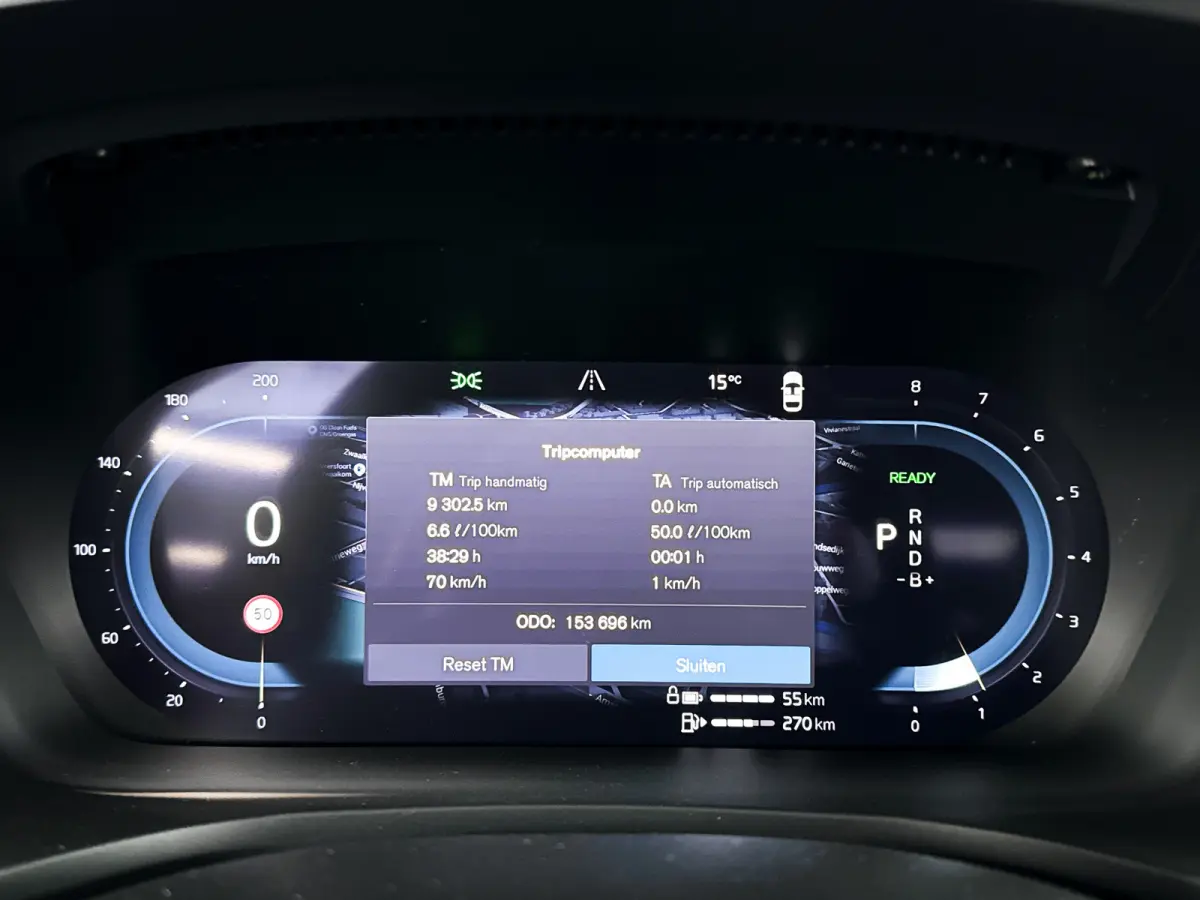 Recharge T6 AWD Plus Dark | SOH 99% | Parkeercamera | Stoel- en Stuurverwarming | Trekhaak