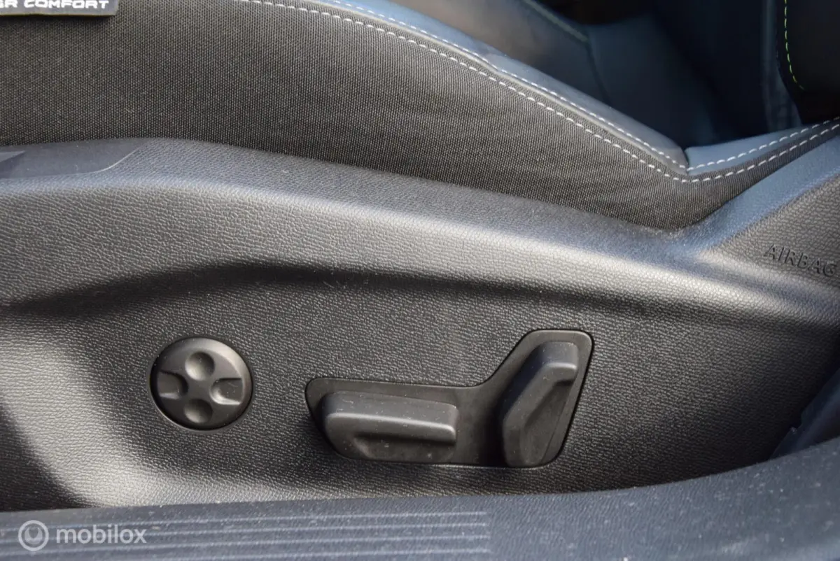 1.2 PureTech GT Pack Business Pano Drive Assist Matrix LED