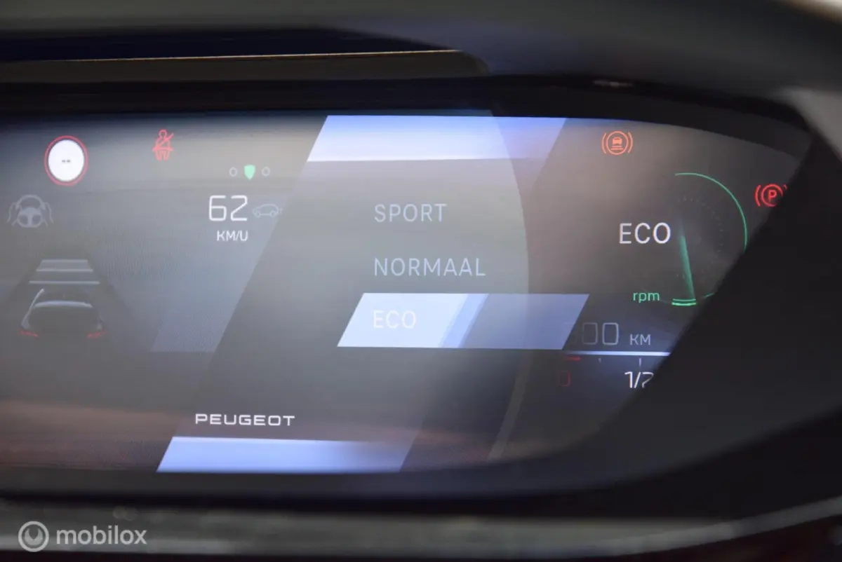 1.2 PureTech GT Pack Business Pano Drive Assist Matrix LED