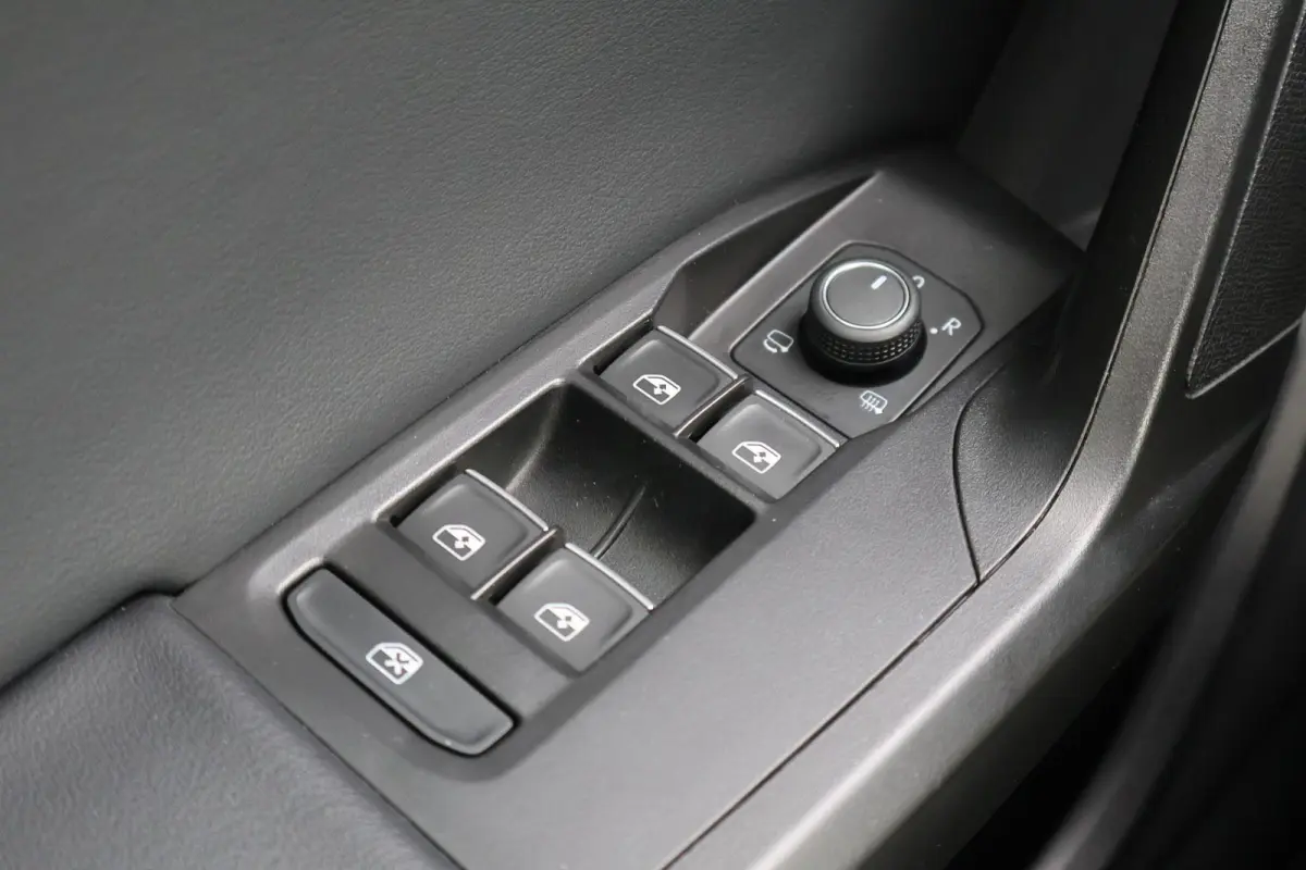 1.4 TSI eHybrid 204pk PHEV FR Business Intense | SoH 94% | Navigatie | PDC | Stuur en Stoelverwarming | Carplay