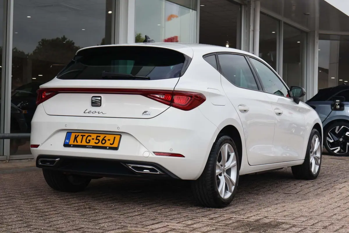 1.4 TSI eHybrid 204pk PHEV FR Business Intense | SoH 94% | Navigatie | PDC | Stuur en Stoelverwarming | Carplay