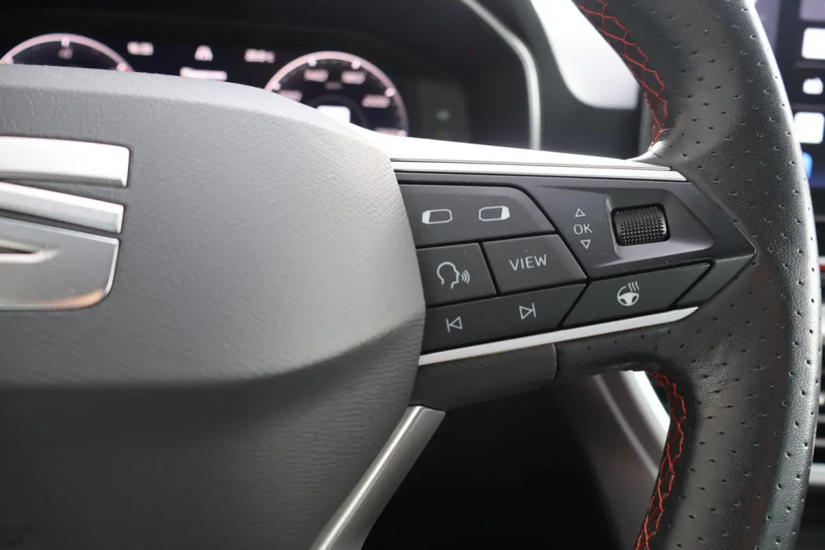 1.4 TSI eHybrid 204pk PHEV FR Business Intense | SoH 94% | Navigatie | PDC | Stuur en Stoelverwarming | Carplay