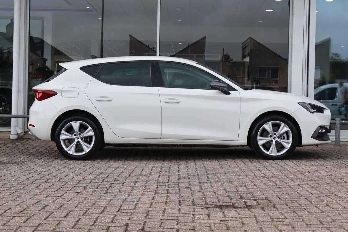 1.4 TSI eHybrid 204pk PHEV FR Business Intense | SoH 94% | Navigatie | PDC | Stuur en Stoelverwarming | Carplay
