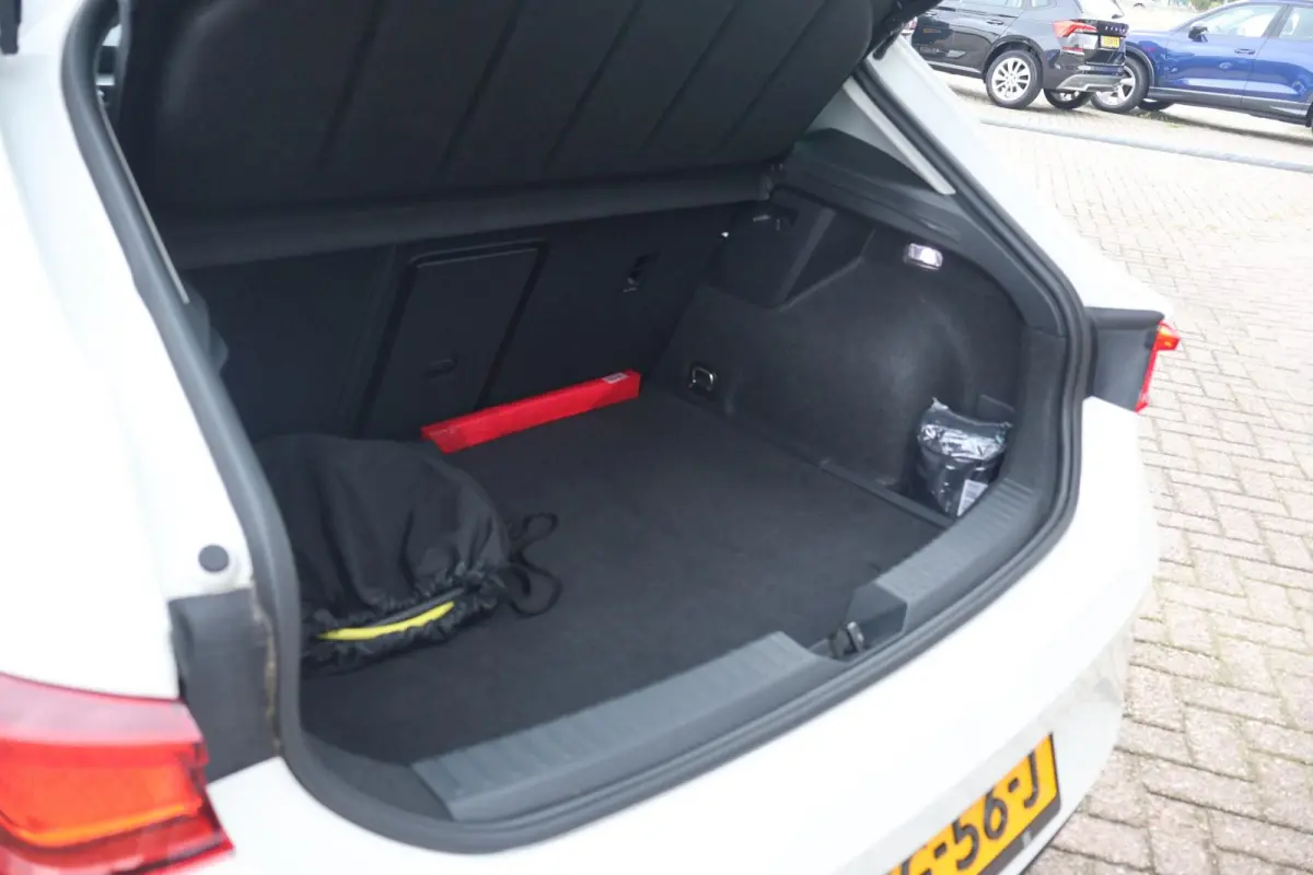 1.4 TSI eHybrid 204pk PHEV FR Business Intense | SoH 94% | Navigatie | PDC | Stuur en Stoelverwarming | Carplay