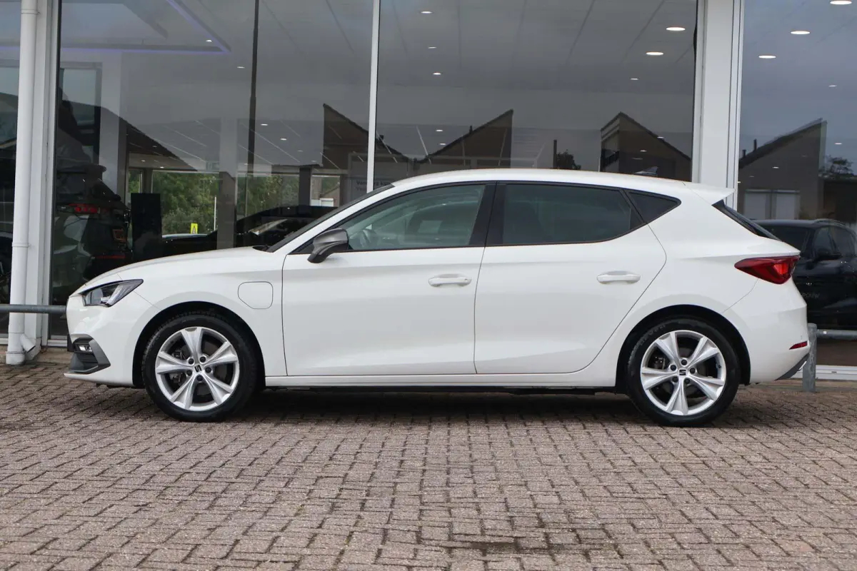 1.4 TSI eHybrid 204pk PHEV FR Business Intense | SoH 94% | Navigatie | PDC | Stuur en Stoelverwarming | Carplay