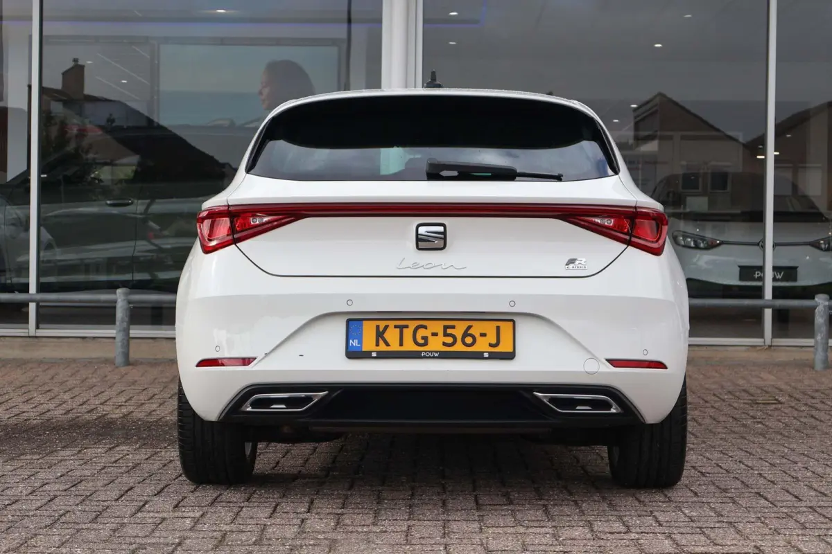 1.4 TSI eHybrid 204pk PHEV FR Business Intense | SoH 94% | Navigatie | PDC | Stuur en Stoelverwarming | Carplay