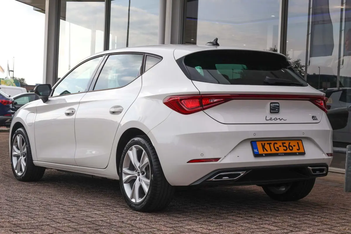 1.4 TSI eHybrid 204pk PHEV FR Business Intense | SoH 94% | Navigatie | PDC | Stuur en Stoelverwarming | Carplay