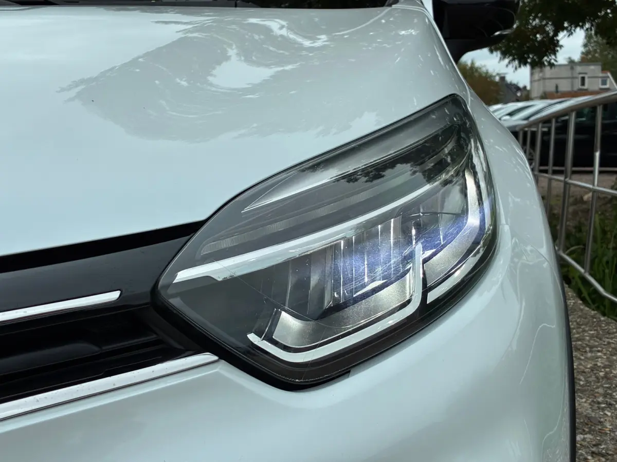 Captur TCe Intens | | Navi + Clima + Cruise nu € 11.975,-!!