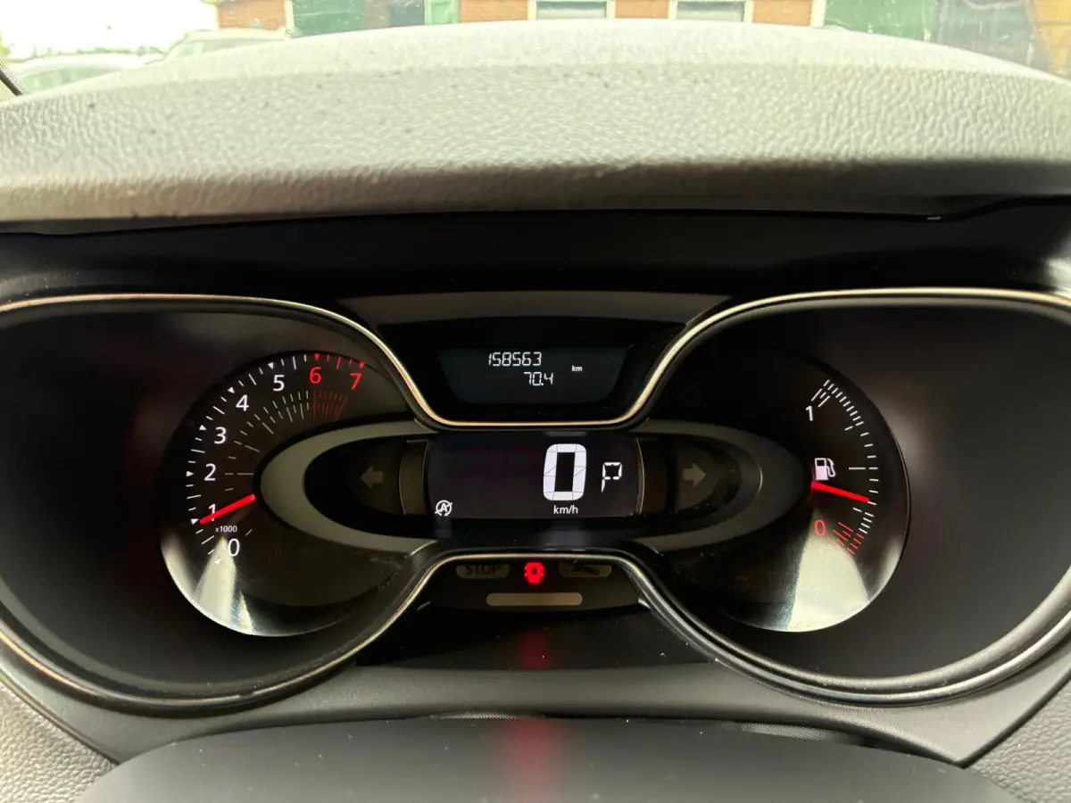 Captur TCe Intens | | Navi + Clima + Cruise nu € 11.975,-!!