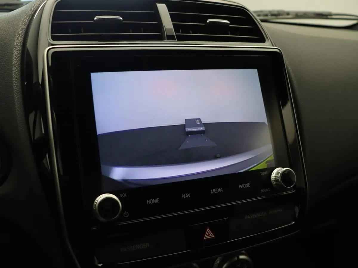 2.0 Intense | Stoelverwarming | Achteruitrij Camera | Trekhaak |Climate Control | Lederen Bekleding | Led Dimlicht |