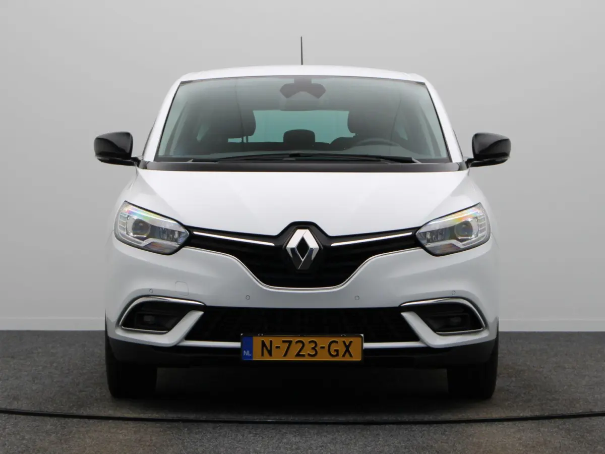 1.3 TCe Business Zen | volledig dealer onderhouden | 1ste eigenaar | Achteruitrijcamera | Parkeersensoren voor en achter | Navigatie | Dodehoekwaarschuwing |