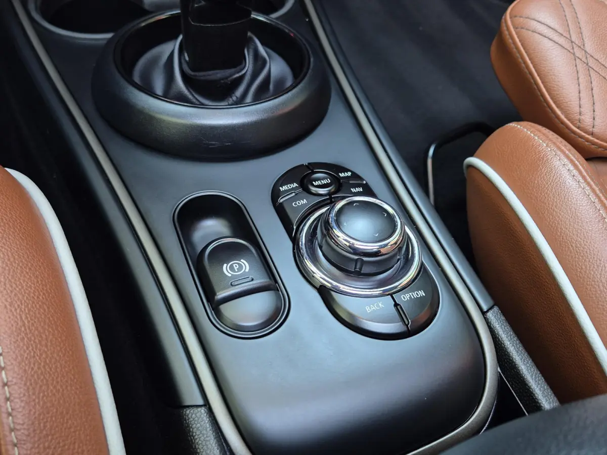 1.5 Cooper Northwood Special Edition | Panoramadak | Leer | Navigatie | Cruise Control | Afn. Trekhaak