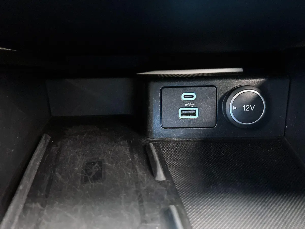 1.5 EcoBoost ST-Line | Trekhaak | Airco | 19 Inch Velgen | Navigatie | Parkeersensoren |