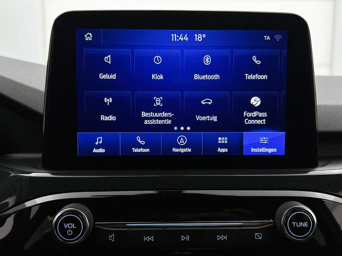 1.5 EcoBoost ST-Line | Trekhaak | Airco | 19 Inch Velgen | Navigatie | Parkeersensoren |