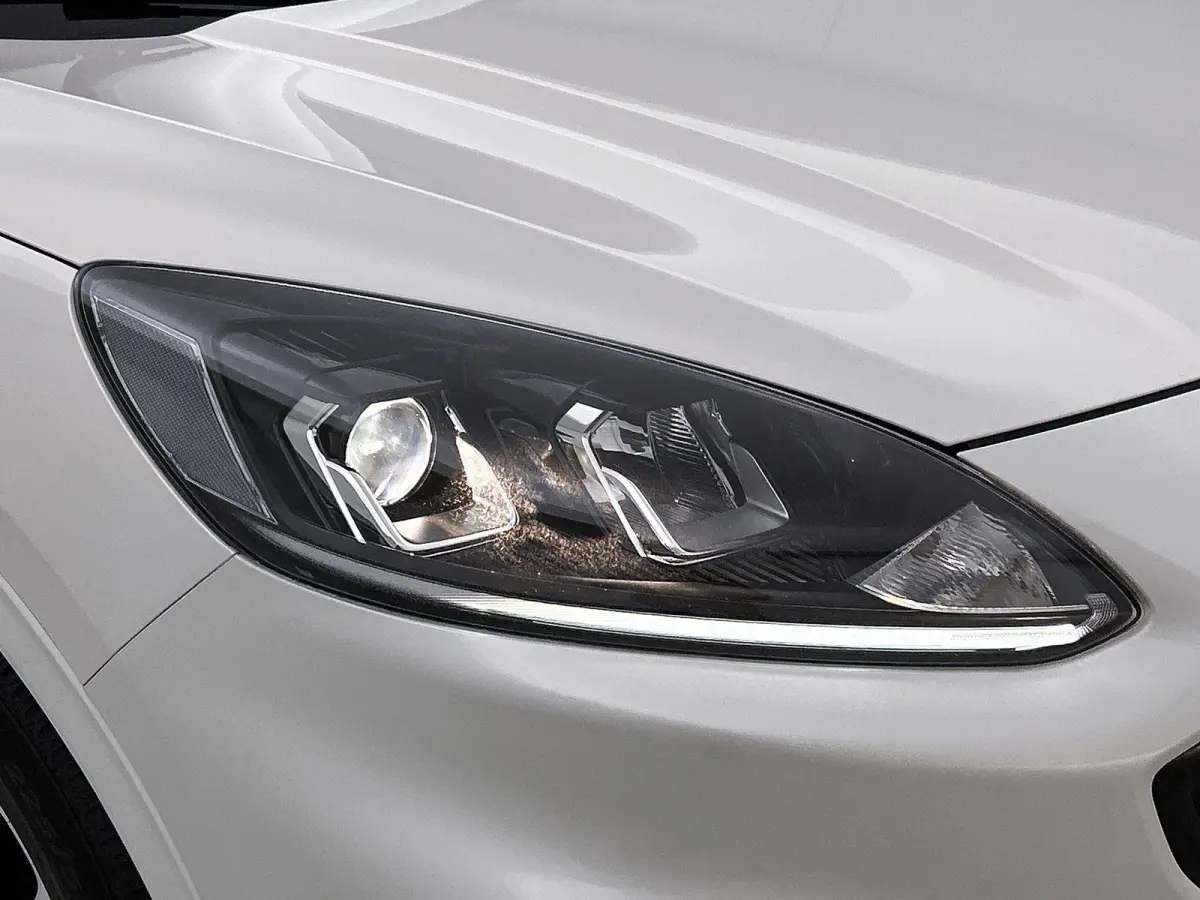 1.5 EcoBoost ST-Line | Trekhaak | Airco | 19 Inch Velgen | Navigatie | Parkeersensoren |