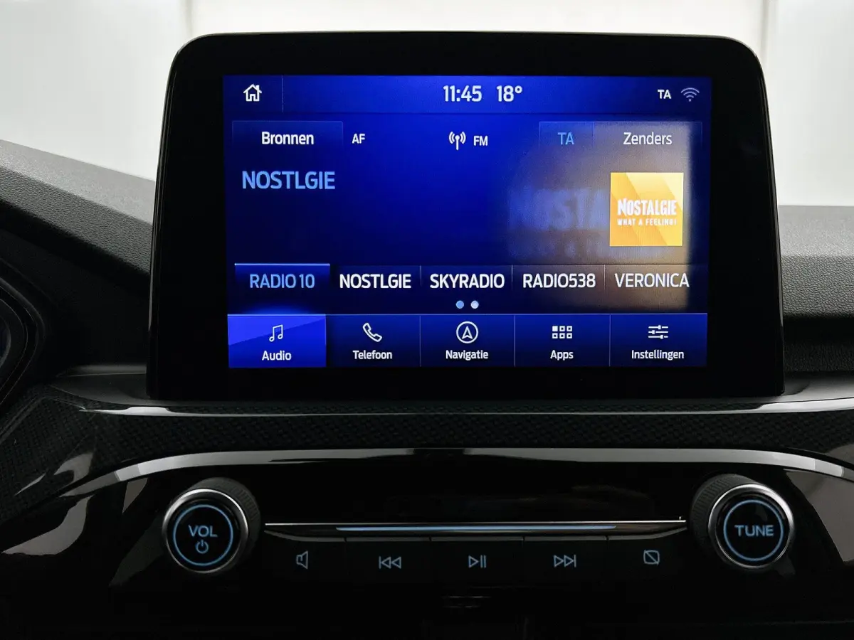 1.5 EcoBoost ST-Line | Trekhaak | Airco | 19 Inch Velgen | Navigatie | Parkeersensoren |