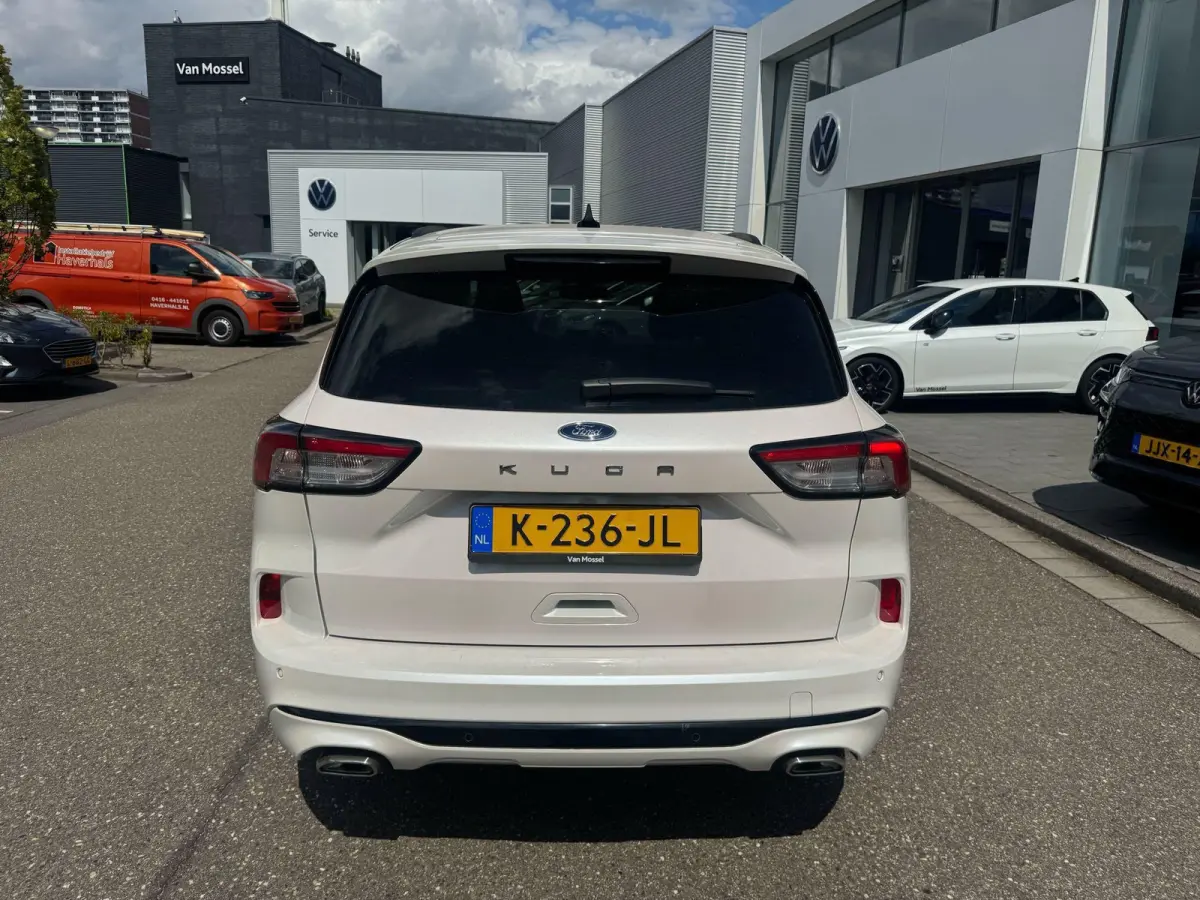 1.5 EcoBoost ST-Line | Trekhaak | Airco | 19 Inch Velgen | Navigatie | Parkeersensoren |