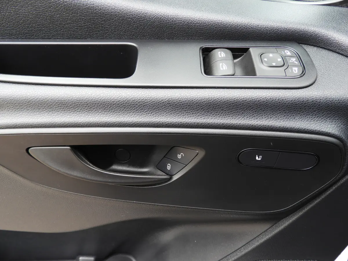 317 1.9 CDI L2H2 RWD AUT | 3.5t TREKHAAK | LED | CRUISE | CAMERA | MBUX